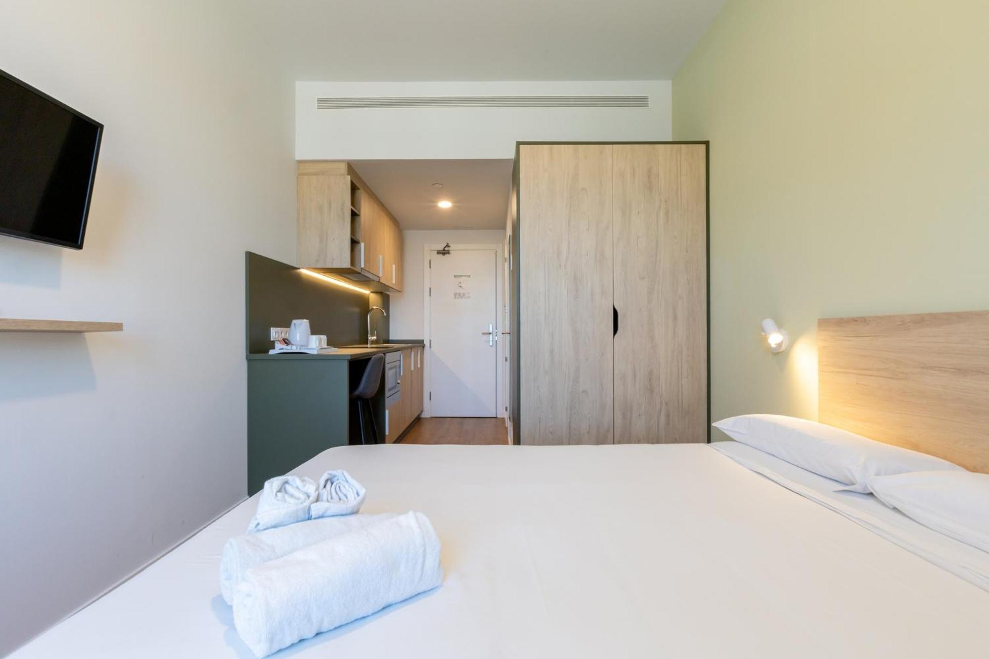 Hotel Nido Malvarrosa Valencia Room photo