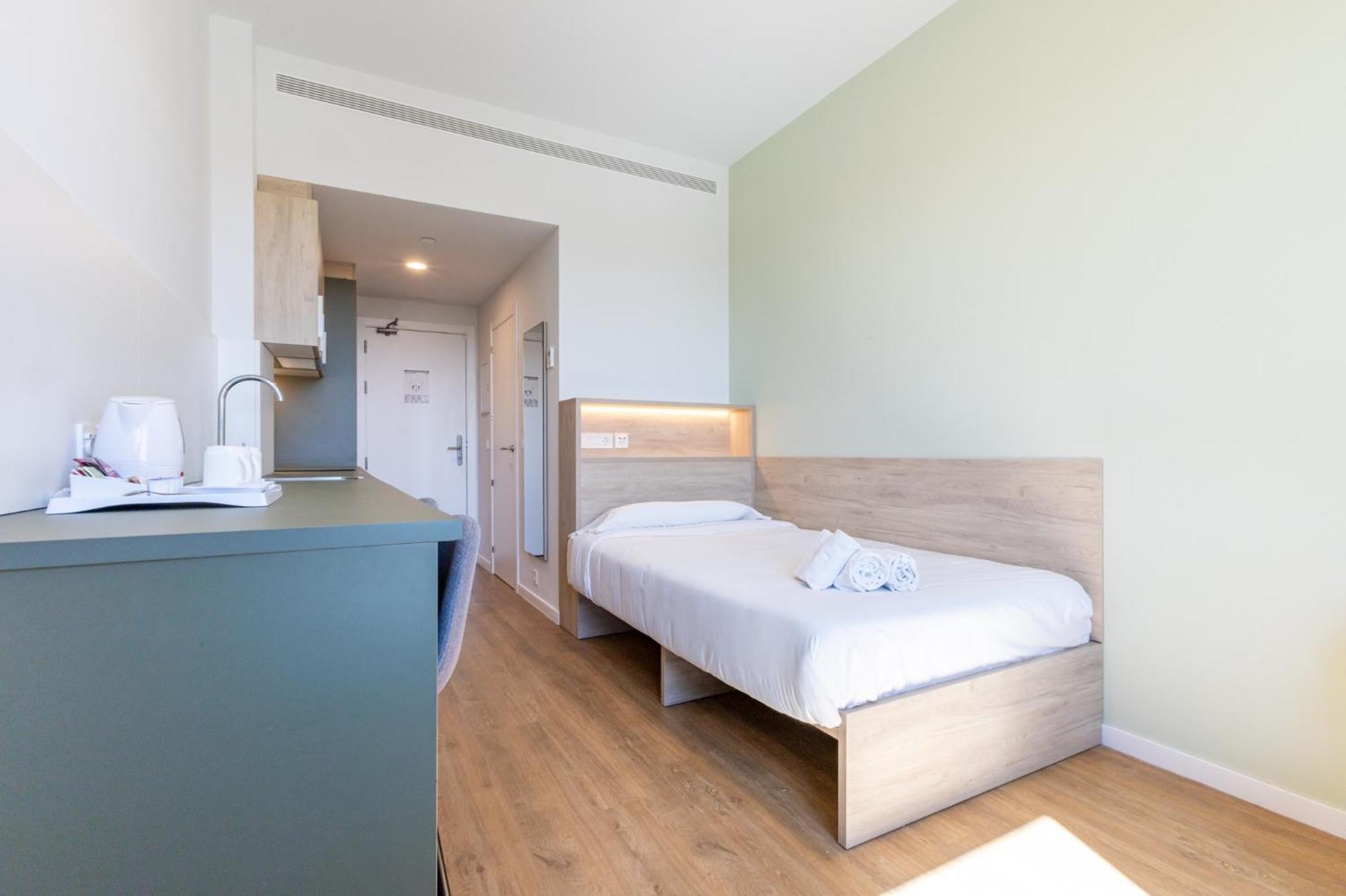 Hotel Nido Malvarrosa Valencia Room photo